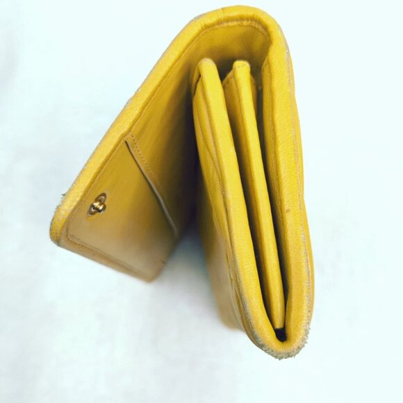 Miu Miu Wallet Matelasse Flap Long Wallet Calfskin Mustard Yellow No Returns - Picture 13 of 16
